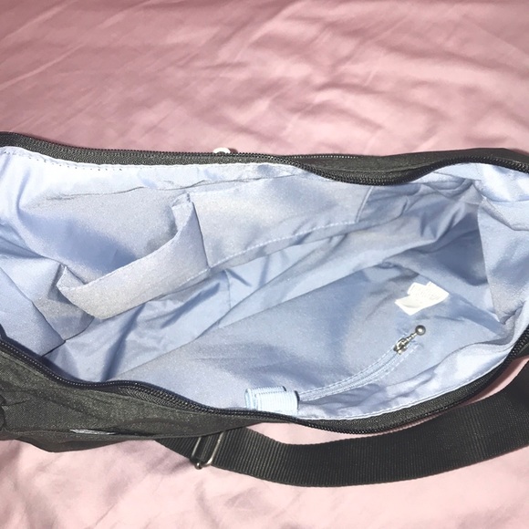 Baggallini Travel Crossbody - Picture 4 of 4